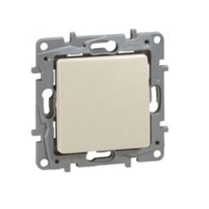 Legrand 3245066646046 КРЪСТАТ КЛЮЧ 10A NILOE КРЕМ