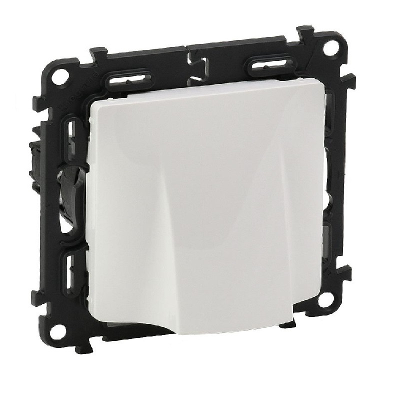 legrand-182.jpg Legrand 3414970458247 ТВЪРДА ВРЪЗКА С КЛЕМИ VALENA LIFE БЯЛ