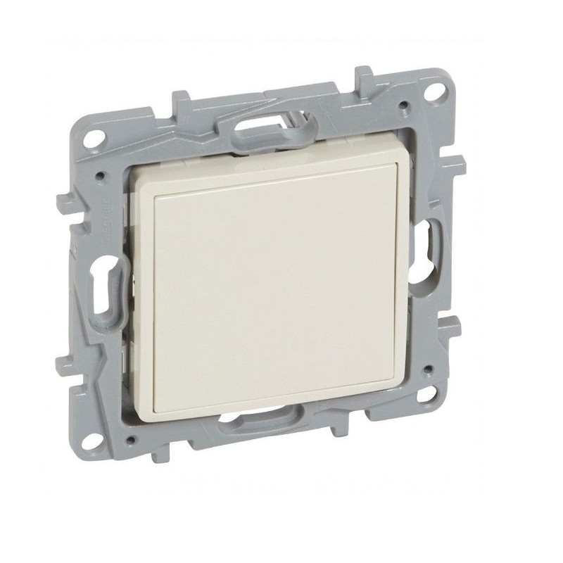 legrand-prazen-modul-i-adapter-mosaic-niloe-legrand.jpg Legrand 3245066652955 ПРАЗЕН МОДУЛ И АДАПТЕР MOSAIC NILOE