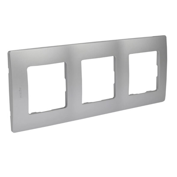 Legrand 3414970302847 РАМКА ТРОЙНА NILOE АЛУМИНИЕВА