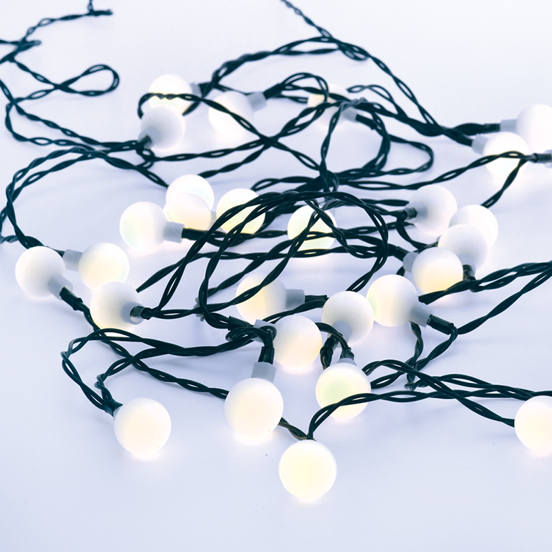 x04302423.png ACA Lighting X04302423 30 соларни LED студена светлина – опалови топки мигащ режим черен кабел IP44 4.35м + 2 м