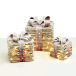 ACA Lighting X1190112 Комплект ратанови подаръчни кутии с червено-черна панделка 90 LED (20+30+40) бат. 3×3AA IP20 18 24 30см