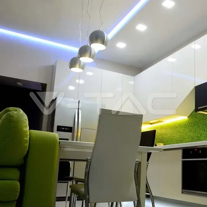V-TAC VT-212562 LED Лента 5050 60 LEDs 24V IP65 3000K