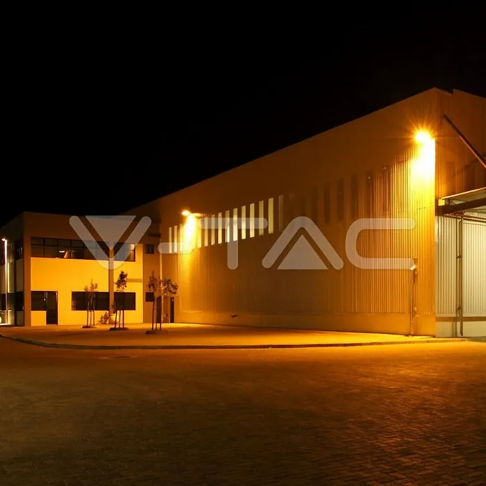 V-TAC VT-8575 20W LED Прожектор с Фотоволтаичен Панел 4000K