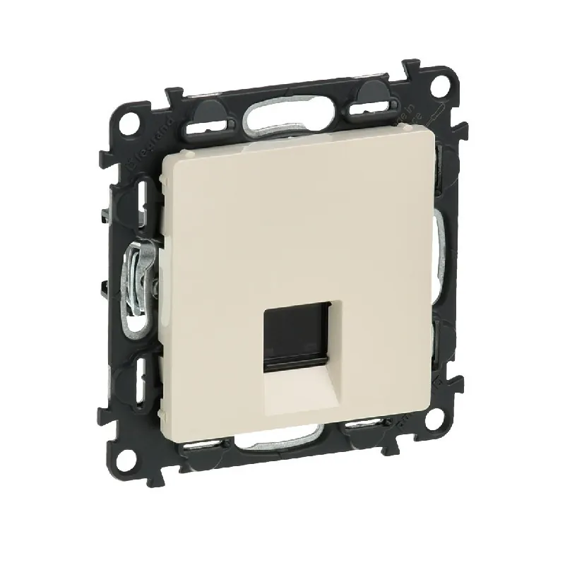 Legrand 3414970475428 КОМПЮТЪРНА РОЗЕТКА RJ45 CAT 6. UTP VALENA LIFE КРЕМ