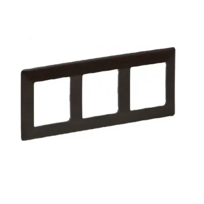 Legrand 3414970456458 ТРОЙНА РАМКА VALENA LIFE ТЪМНО ДЪРВО