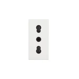 BTicino 8005543631508 БУКСА 2Р+Е ИТАЛИАНСКИ СТАНДАРТ CLASSIA БЯЛ
