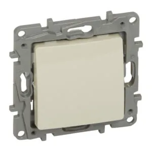 Legrand 3414970684073 БУТОН 6А NILOE КРЕМ