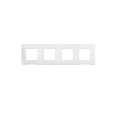 BTicino 8005543638224 ЧЕТВОРНА РАМКА CLASSIA ЛЕДЕН САТЕН