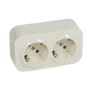 Legrand 3245067824535 ДВОЕН КОНТАКТ ШУКО С ДЕТСКА ЗАЩИТА ЗА ОТКРИТ МОНТАЖ FORIX КРЕМ