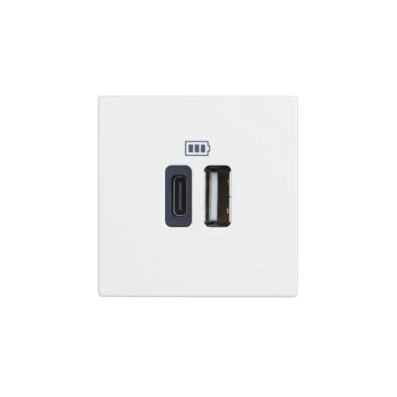 BTicino 8005543632574 ДВУМОДУЛНА USB ТИП A И С РОЗЕТКА CLASSIA БЯЛ