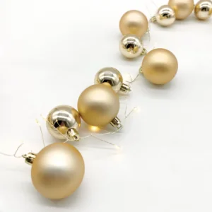 ACA Lighting X068011228 40 сребристо-хромирани топчета – 80 мини LED клъстер гирлянд топла светлина сребриста медна тел батерии 3×AA IP20 30см + 2 м