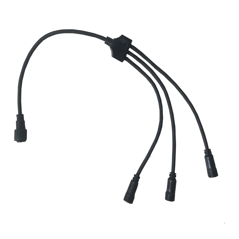 ACA Lighting XCONR3OUT Кабелен конектор за 2-жилна маркуч-лайт декорация (1 към 3) IP44 0.5 м