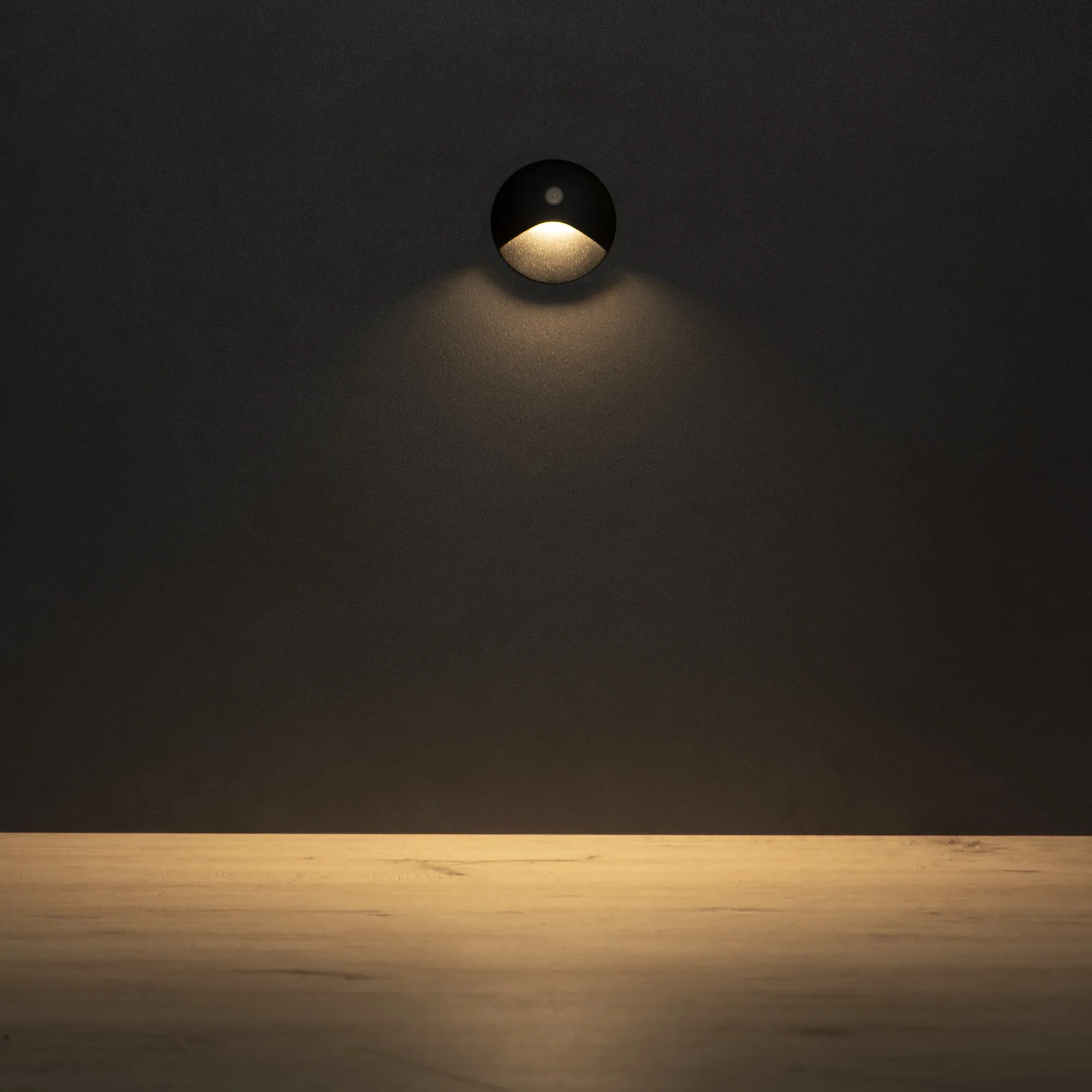 Kanlux 39124 Стълбищно LED осветително тяло EXIN LED PIR O B-WW